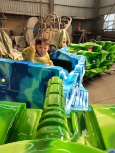 <span class=keywords><strong>Train</strong></span> électrique MP5 avec écran et 4 sièges pour centres commerciaux, parcs d'attractions et manèges pour enfants - Product Image 6
