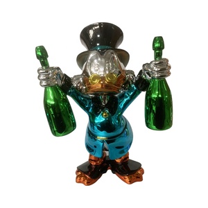 <span class=keywords><strong>Monopoly</strong></span> Scrooge Mcduck Statue Mcduck Hold Money Bags Sculpture Intérieur Pop Arts Décor Résine Chromée Populaire Moderne Or Folk Art - Product Image 3