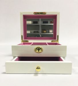Boîte à bijoux en bois laqué haute brillance, grand rangement pour bijoux avec serrure et miroir pour boucles d'oreilles, colliers et bracelets - Product Image 4