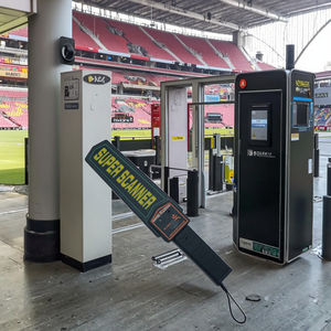 Ayarlanabilir hassasiyet ve güvenlik taraması için titreşimli Alarm ile taşınabilir el <span class=keywords><strong>Metal</strong></span> dedektörü değnek ABS malzeme - Product Image 6