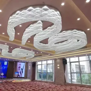 Otel lobisinde kristal avize ziyafet salonu satış departmanı dairesel yaratıcı standart dışı projektör ışığı özelleştirme