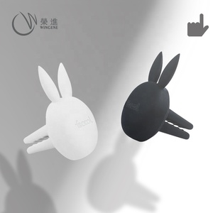 ที่ใส่น้ำหอมขายส่งซิลิโคนที่มีสีสันการ์ตูน Diffuser ระบายคลิปอุปกรณ์เสริมในรถยนต์ - Product Image 4