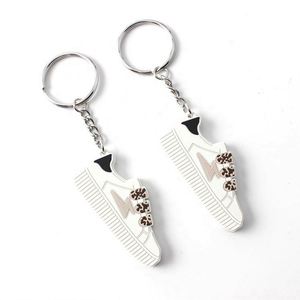 Porte-clés de sneaker en PVC souple avec logo personnalisé de haute qualité, vente chaude, fabrication directe usine, créez votre propre mousqueton promotionnel - Product Image 4