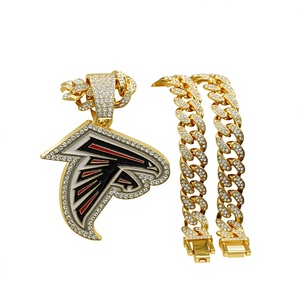 Collares Colgantes de Campeonato de los Atlanta Falcons al por Mayor, Joyería de Moda Hiphop Chapada en Oro de Aleación de Zinc con Cadenas de Eslabones Cubanos - Product Image 2