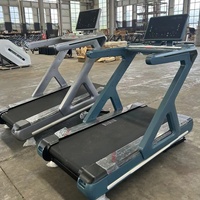 Treadmill Listrik Komersial Laris Manis dengan Operasi Keyboard, Mesin Lari Kardio Heavy-Duty untuk Pusat Kebugaran