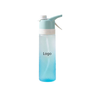 Bouteille d'eau pulvérisatrice Tritan 700 ml, bouteille de sport multifonctionnelle unisexe, portable, anti-chute, grande capacité, OEM ODM - Product Image 6