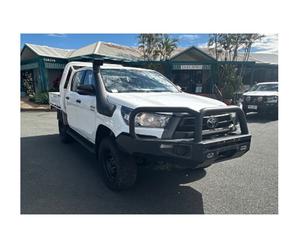 FAIRLY Used 2021 to Yo Ta Hi-Lux <span class=keywords><strong>SR</strong></span> 2.8L Turbo Diesel <span class=keywords><strong>4X4</strong></span> Pickup Truck - Product Image 1