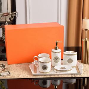 H céramique salle de bain tasse tasse amoureux ensemble avec plateau moderne porcelaine salle de bain accessoires ensembles - Product Image 4