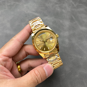 Montre en or tendance haut de gamme avec fonction calendrier du dimanche, montre mécanique de luxe en or avec bracelet de style présidentiel. - Product Image 3