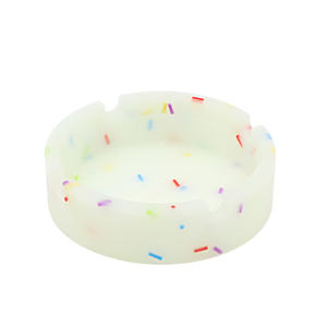 ที่เขี่ยบุหรี่ซิลิโคนเรืองแสง - ทนความร้อน กันลื่น ถ้วยสูบบุหรี่ทรงกลมสำหรับใช้กลางแจ้ง - Product Image 3