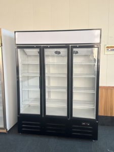 Refrigerador Vertical de Tres Puertas de Vidrio para Bebidas Frías, Exhibición de Bebidas, Refrigerador Vertical para Pepsi, <span class=keywords><strong>Coca</strong></span>-<span class=keywords><strong>Cola</strong></span>, Bebidas Energéticas - Product Image 5