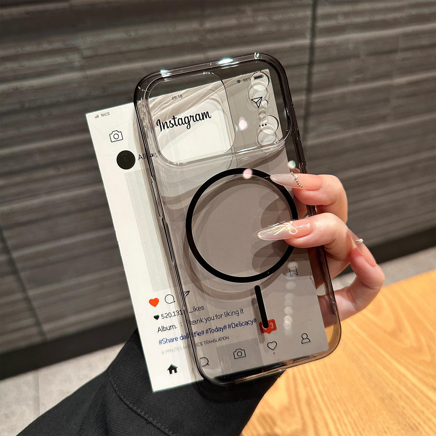 สีดำสนิท