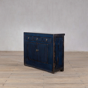 Credenza di Lusso in Stile Antico in Legno Massello con Tre Cassetti e Due Ante, Elegante Mobile per Hall di Hotel e Soggiorno - Product Image 3