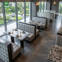Ensemble de mobilier de restaurant de luxe pour hôtel, café et restaurants occidentaux, sièges de banquettes sur mesure, table en quartz et chaise de salle à manger en métal