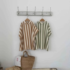 Serviette <span class=keywords><strong>de</strong></span> bain à capuche pour enfants 100% coton personnalisée, <span class=keywords><strong>peignoir</strong></span> rayé pour bébé, poncho <span class=keywords><strong>de</strong></span> bain, cape <span class=keywords><strong>de</strong></span> <span class=keywords><strong>plage</strong></span> douce pour les tout-petits garçons et filles - Product Image 3