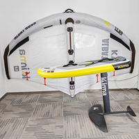 Ensemble de planche de surf hydrofoil Kinma 5m noir écologique pour la pratique du surf en eaux océaniques