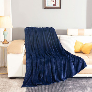 Atacado Microfibra Tamanho Médio 100% Poliéster Lance Velo Cama Cor Sólida Macia Flanela Cobertor para Casa - Product Image 2