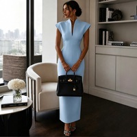 Nouvelle Collection 2026 – Robe Midi Moulante Minimaliste à Col Montant pour Femmes de Bureau, Sans Manches, Épaules Rembourrées, Tenue Professionnelle Formelle