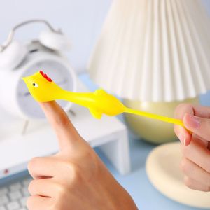 Lanceur de poulet en TPR souple, jouet de farce portable pour enfants de 4 à 7 ans - Product Image 3