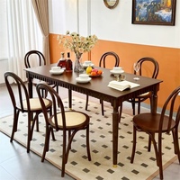 Chaise de salle à manger moderne en rotin tressé avec structure en bois courbé, durable et stable, pour la maison
