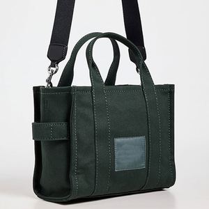 Sac fourre-tout en toile unie personnalisé avec logo brodé pour femme, fermeture éclair, coton durable, fabriqué aux États-Unis, printemps, été, automne, hiver, voyage - Product Image 5
