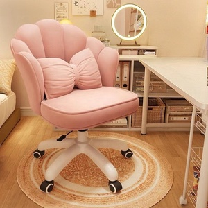Fauteuil de maquillage moderne en tissu à pétales, réglable en hauteur, idéal pour les salons de coiffure et instituts de beauté - Product Image 1