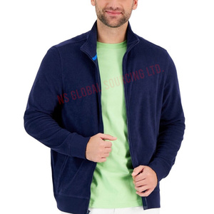 Chaqueta de rizo de punto para hombre hecha con tela transpirable para garantizar la comodidad durante el clima de transición y el uso en interiores y exteriores - Product Image 1