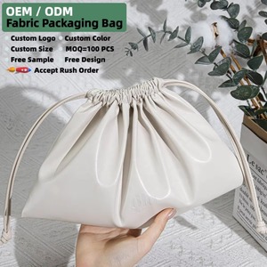 Sac de rangement pour maquillage et pyjamas en cuir PU imperméable avec logo personnalisé imprimé, sac de luxe pour cosmétiques, pochette en cuir pour emballage cadeau - Product Image 4
