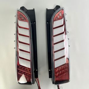 Nuevo Kit de Luces LED Traseras/de Freno/Direccionales de 12V 12W 5000 Lúmenes para Hiace Serie 200 2005-2018 con 1 Año de Garantía - Product Image 2