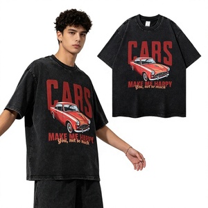 Camiseta de manga corta con estampado de coche desgastado, cuello redondo, algodón con acabado lavado, estilo retro, rojo vintage, corte holgado y hombros caídos. - Product Image 1