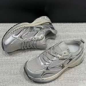 Chaussures de sport décontractées de luxe pour hommes 2026 de haute qualité avec laçage, réglage de la hauteur saisonnier et savoir-faire expert - Product Image 3