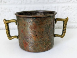 Vintage à Deux Poignées En Cuivre Faits À la Main Tasse - Product Image 2