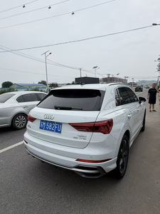 <span class=keywords><strong>Audi</strong></span> <span class=keywords><strong>Q3</strong></span> 35 TFSI S Line SUV d'occasion <span class=keywords><strong>2022</strong></span>, conduite <span class=keywords><strong>à</strong></span> gauche, moteur essence 1.4T - Product Image 4