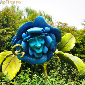 Statua di Coniglio e Regina per Scena di <span class=keywords><strong>Alice</strong></span> <span class=keywords><strong>nel</strong></span> <span class=keywords><strong>Paese</strong></span> delle <span class=keywords><strong>Meraviglie</strong></span>, Scultura in Stile Colorato e Sognante in Resina e Fibra di Vetro - Product Image 4