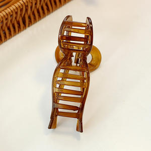 Grande pince à cheveux personnalisée pour filles, style moderne, pince à cheveux en plastique à dégradé de couleurs changeantes - Product Image 3