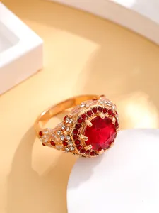 Anel 18K de diamante de zircônia vermelha para mulheres, joia de tendência da moda, estilo de personalidade leve e luxuosa