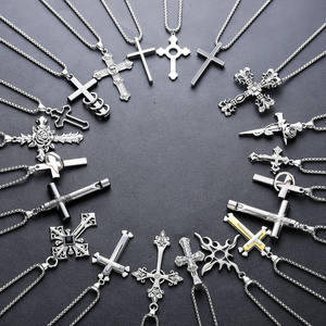 Collana con Ciondolo a Croce Personalizzata Multifunzione per Uomo, Gioielli Gotici alla Moda - Product Image 4