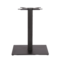 Table à manger en acier jambe avec base carrée