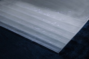 Bolsa plana transparente de PE personalizada para embalaje industrial OEM/ODM, fabricada en Vietnam con material 100% PE - Product Image 4