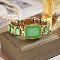 Nouvelle Montre Femme Élégante 2025 – Style Rock Candy Entièrement Sertie de Diamants – Luxe Accessible et Charme de Niche