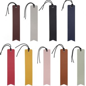 Vintage Style PU Leather <b>Bookmark</b> Reusable Book Clip Page Marker Practical Page Divider for Writers & Bookworms - Product Image 2