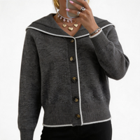 Cárdigan de punto con cuello marinero y botones para mujer, gris jaspeado oscuro con ribete en contraste blanco, manga raglán, top corto informal