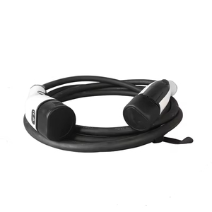 Nuevo Modelo de Cable de Carga para Vehículos Eléctricos 16/32A, Salida de 3.5kw-21kw, Compatible con Estaciones de Carga de 7Kw-11Kw - Product Image 1