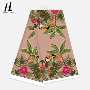Tela <span class=keywords><strong>de</strong></span> Poliéster con Estampado <span class=keywords><strong>de</strong></span> Pájaro Carpintero Estilo Hawaiano, Pájaro Exótico con Palmeras y Flores para Blusas y Vestidos Mumu - Product Image 6