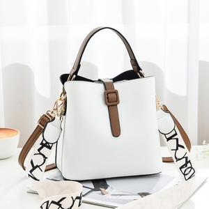 <span class=keywords><strong>Sac</strong></span> à bandoulière à fermeture éclair en PU pour femmes Styles <span class=keywords><strong>de</strong></span> transport polyvalents Intérieur spacieux Color-Block Chic Parfait pour les déplacements quotidiens ou les sorties - Product Image 5