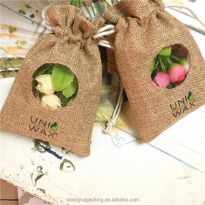 Sacs-cadeaux spéciaux en <span class=keywords><strong>toile</strong></span> <span class=keywords><strong>de</strong></span> <span class=keywords><strong>jute</strong></span> avec fenêtre transparente visible <span class=keywords><strong>pour</strong></span> l'emballage <span class=keywords><strong>de</strong></span> cosmétiques Pochette d'emballage en <span class=keywords><strong>toile</strong></span> <span class=keywords><strong>de</strong></span> <span class=keywords><strong>jute</strong></span> d'huile essentielle <span class=keywords><strong>de</strong></span> <span class=keywords><strong>lavande</strong></span> - Product Image 2