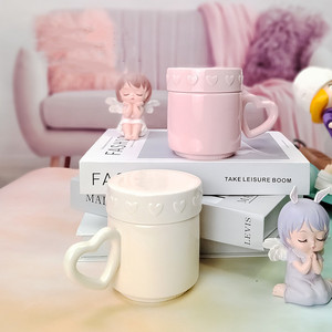 Taza de Café Festiva con Asa Estilo Ins, Taza con Tapa y Corazón en Relieve, Recuerdo Romántico, Tazas de Cerámica - Product Image 3