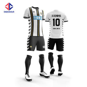 Commercio all'ingrosso personalizzato sublimazione della tintura in bianco e nero a strisce <span class=keywords><strong>da</strong></span> <span class=keywords><strong>calcio</strong></span> usura maglia per la vendita - Product Image 6