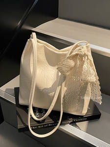 Sac à bandoulière professionnel pour femme, nouveau style 2026, pour les trajets quotidiens, décontracté, grande capacité, sac fourre-tout à main - Product Image 3