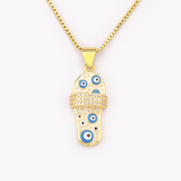 QIKU créatif goutte d'huile pantoufles forme oeil motif pendentif femmes cuivre Zircon collier bijoux accessoires insolites cadeau